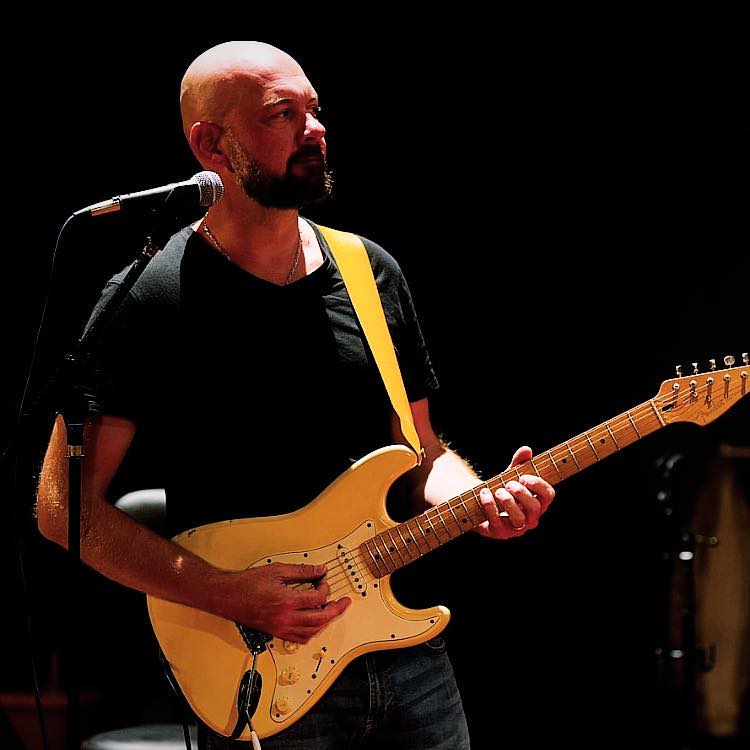 Jonathan Nosalik / Basse